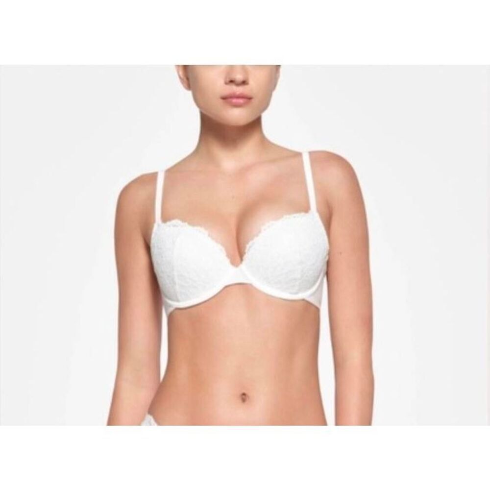 SKIMS Fits Everybody Lace Pushup Bra Sz. 36DD